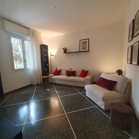 Spacious Three-room In Saragozza Apartman *