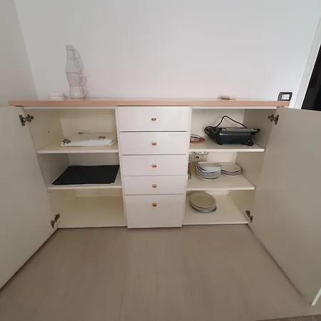 Spacious Three-room In Saragozza *