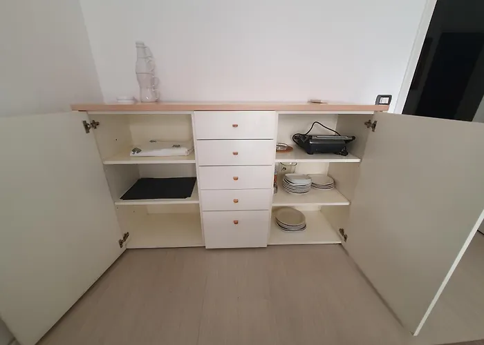 Spacious Three-room In Saragozza *